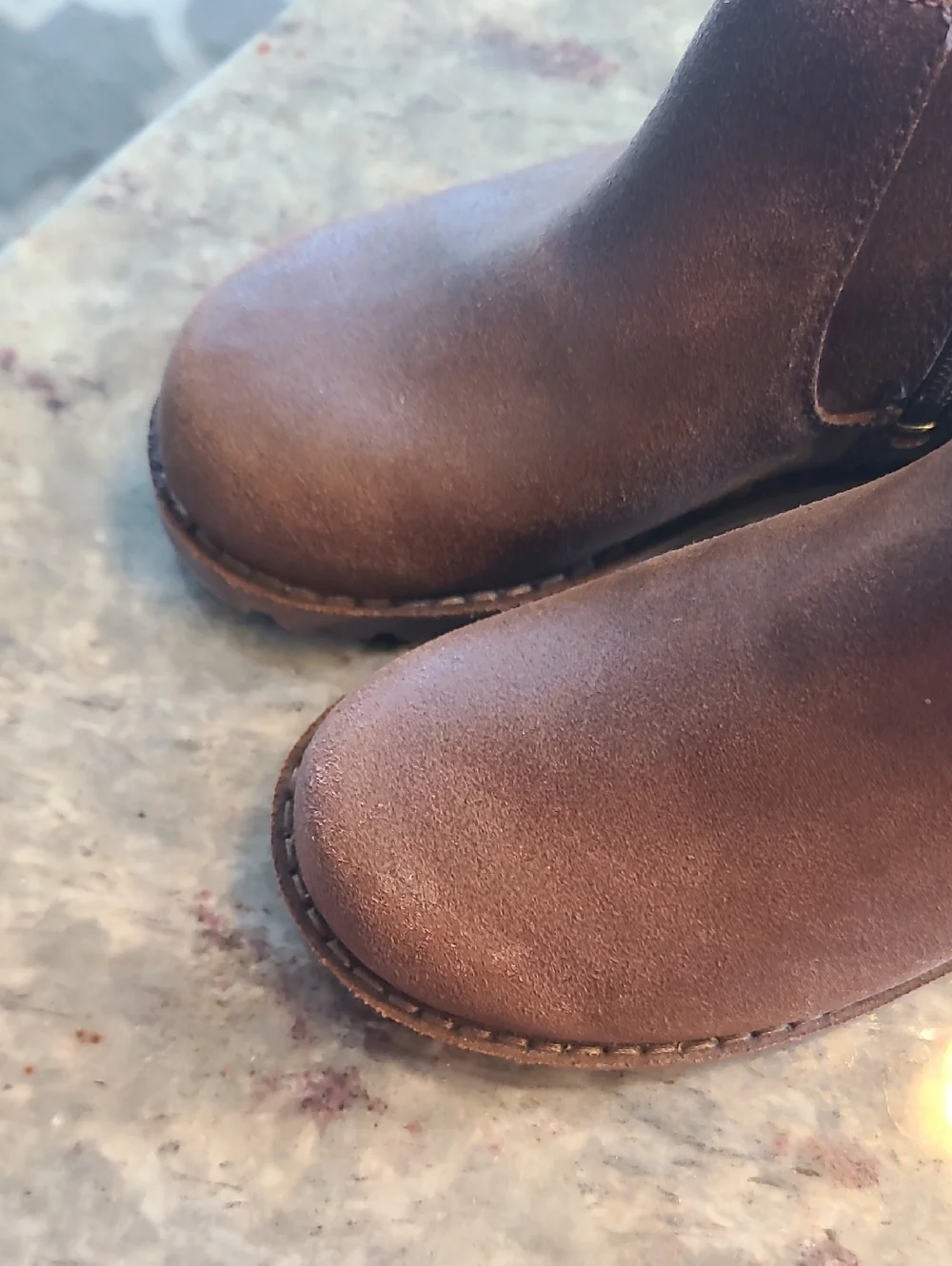 🦔UGG Callum Chelsea Kids Boots - Sz 9
